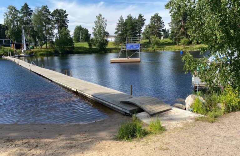 Varpasaaren uimaranta ja hyppylaituri - Vuoksen Kalastuspuisto